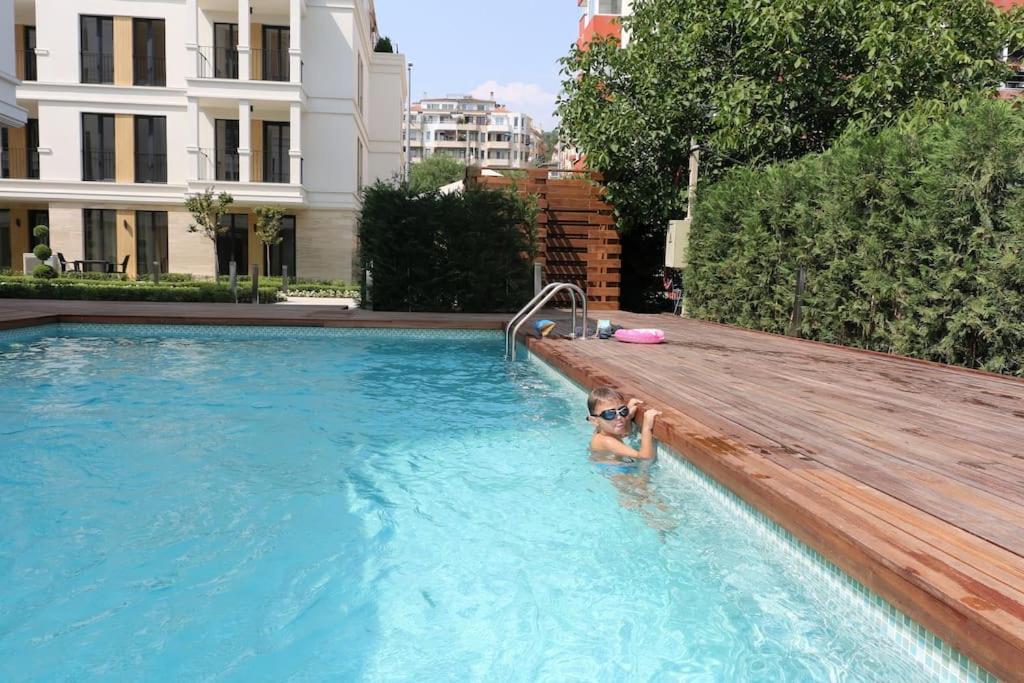 Apartment In Evargreen Complex With Terrace Varna Exterior foto